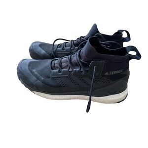 Adidas TerreX mid Gore-Tex size 11